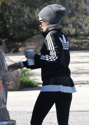 Nicole Richie in Leggings Hiking in Hollywood Hills