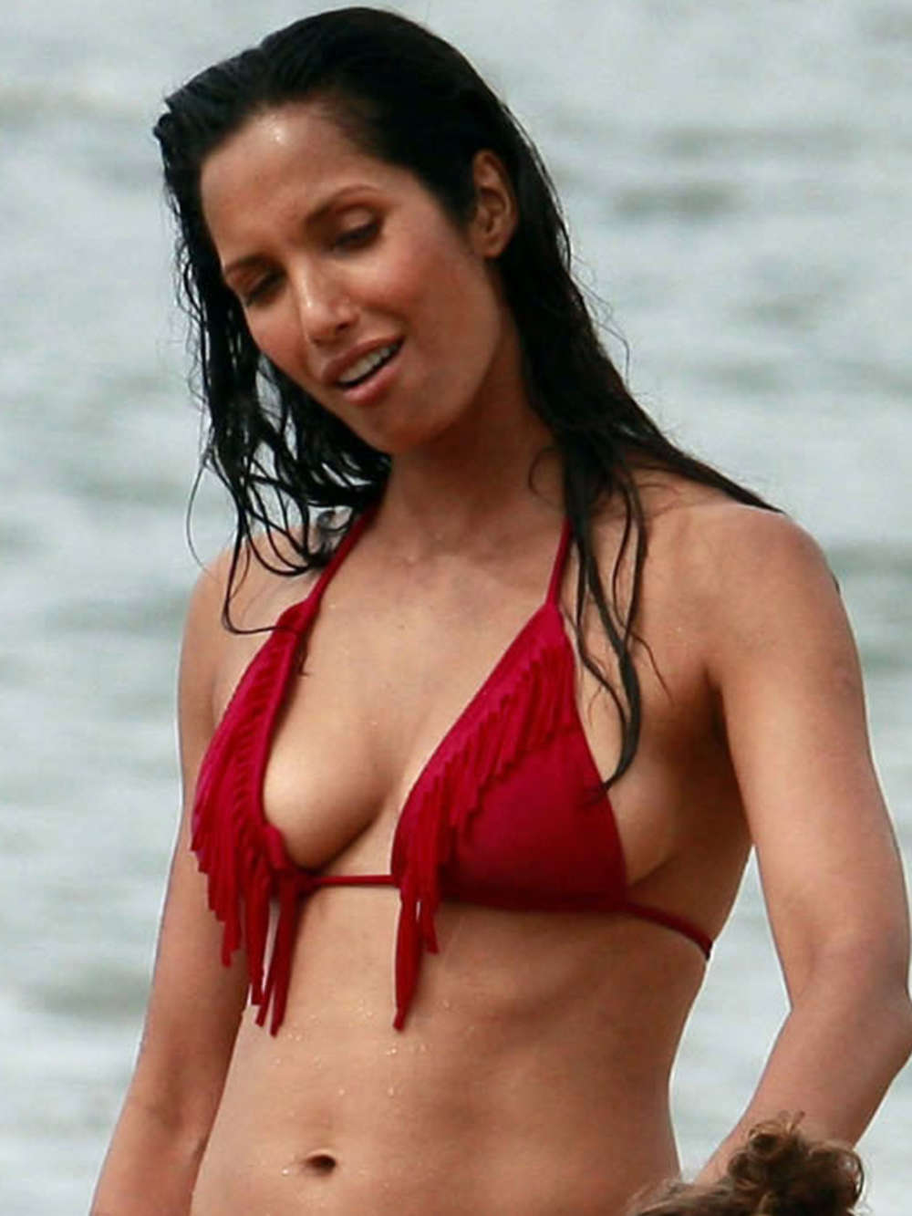 Padma-Lakshmi---Red-Bikini-Photos-in-Hawaii-2013--05.jpg.