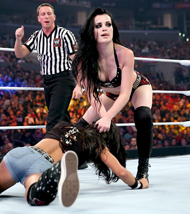 Paige (Saraya-Jade Bevis) vs AJ Lee - WWE Summerslam in Los Angeles