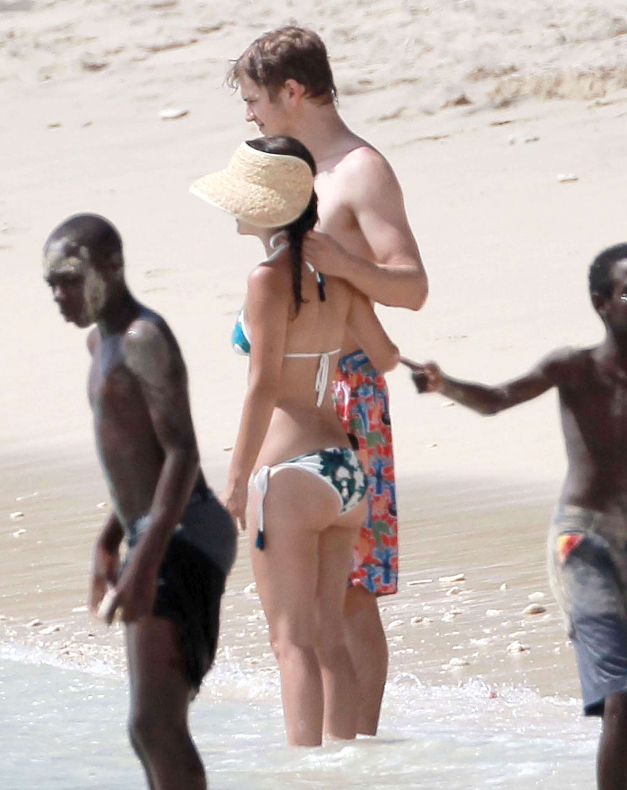Rachel Bilson Bikini In Barbados 2013 20 Gotceleb