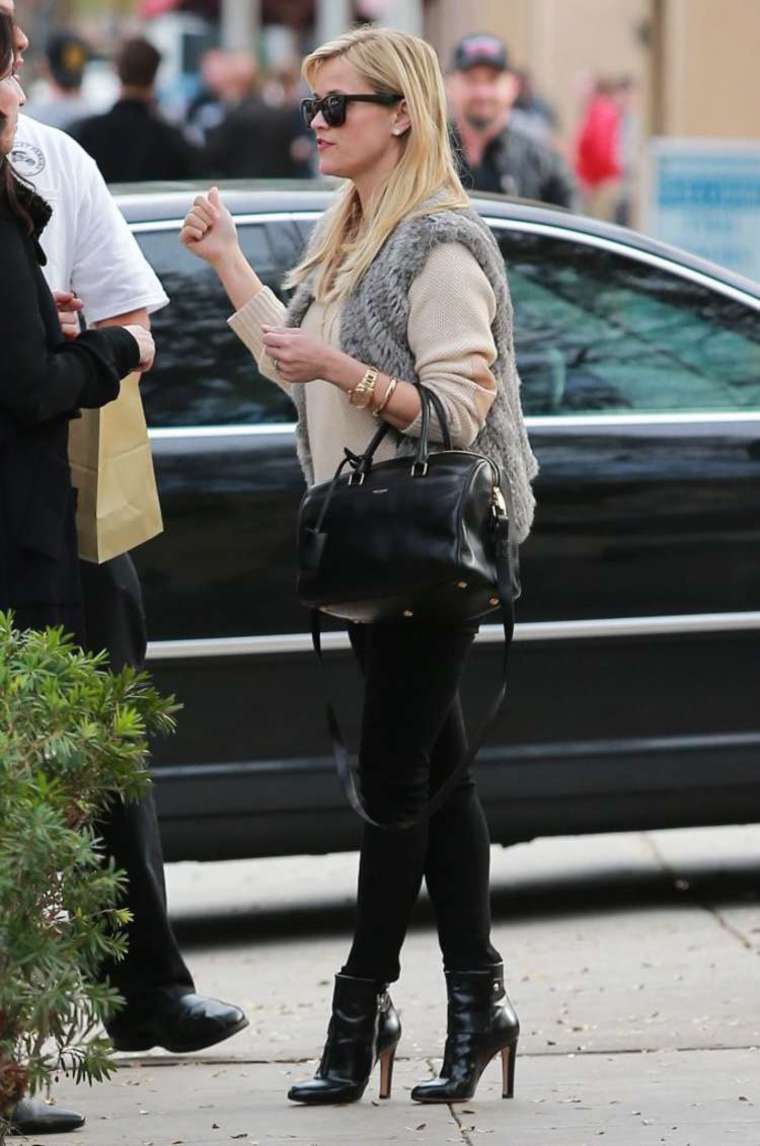Reese Witherspoon in Black Jeans -10 | GotCeleb