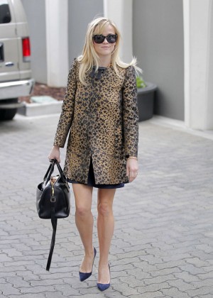 Reese Witherspoon in Short Coat - Leaving her office in Beverly Hills