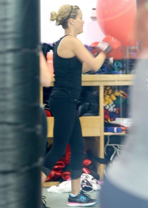 Reese Witherspoon in Leggings at a boxing class in Brentwood