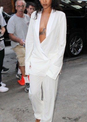 Rihanna - Arriving at Edun MBFW fashion show in NYC