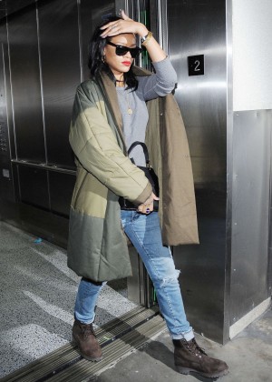 Rihanna - Arriving at LAX Airport in Los Angeles