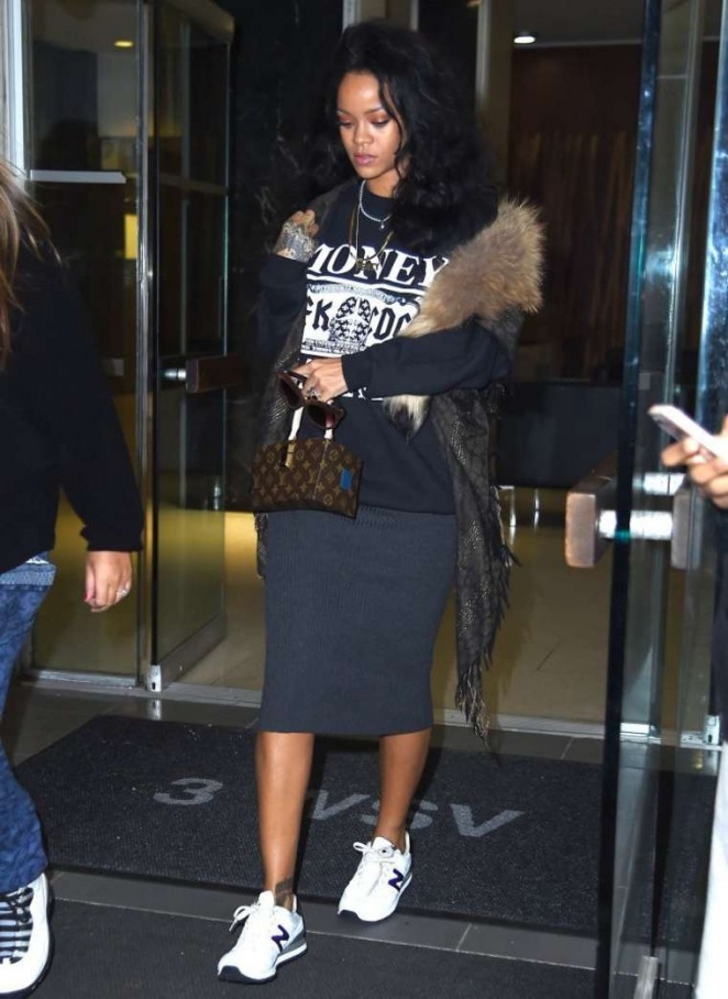 Rihanna - Leaving a dentist office in NYC