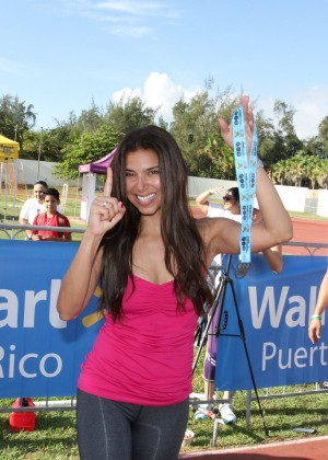 Roselyn Sanchez - 'Roselyn Sanchez Triathlon for a Smile' Tri Kids Triathlon in San Juan, PR