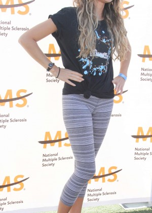 Sarah Hyland - 2nd annual BEAT MS Dance Walk in Pacific Palisades, CA