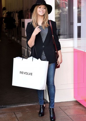 Sasha Pieterse - Shopping at The Revolve Popup Shop