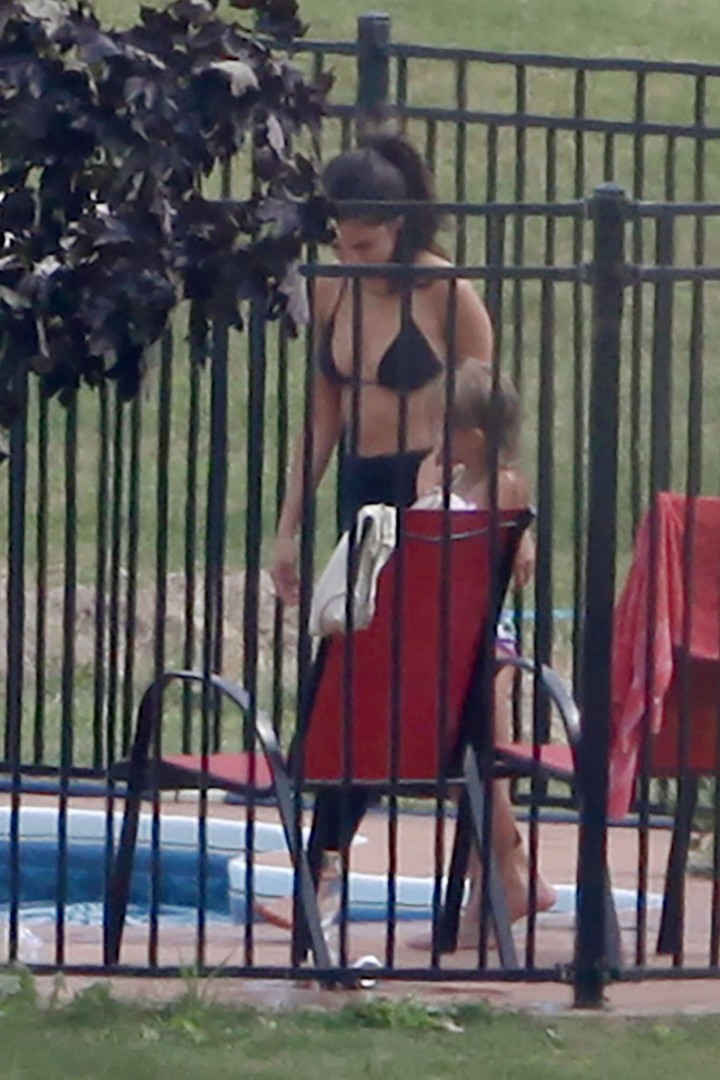 Selena Gomez and Biebs at a Pool in Stratford - Canada