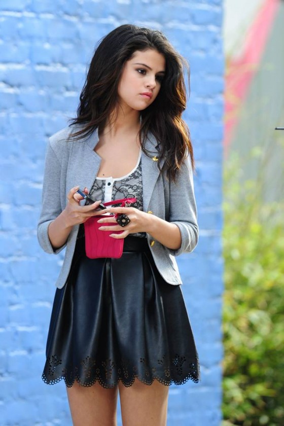 Selena Gomez – Dream Out Loud Photoshoot -19 – GotCeleb
