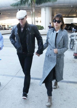 Sophie Hunter and Benedict Cumberbatch Arriving at Lax Airport in LA