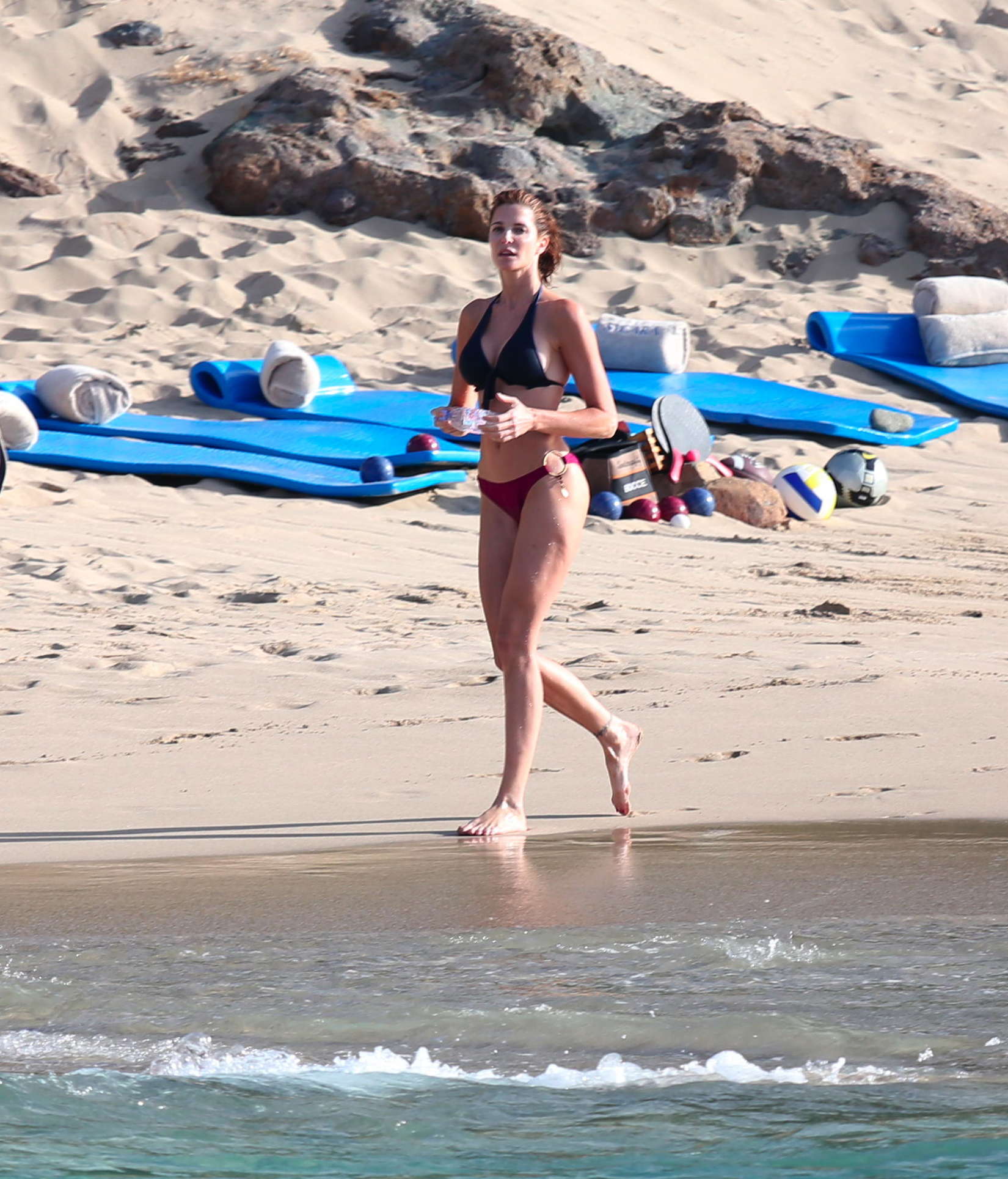 Stephanie Seymour 2013 : Stephanie Seymour in bikini in St Barts 2012-23. 