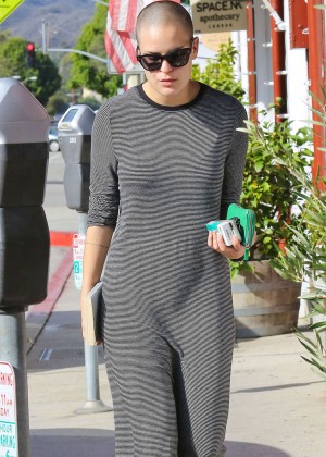 Tallulah Willis With Shaved Head out in LA