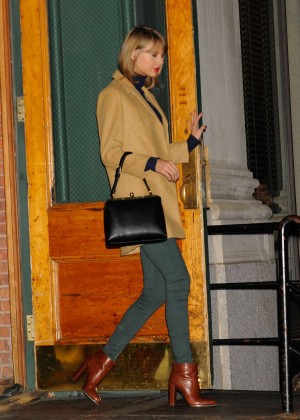 Taylor Swift in Green Jeans Leaving her Apartment in NYC