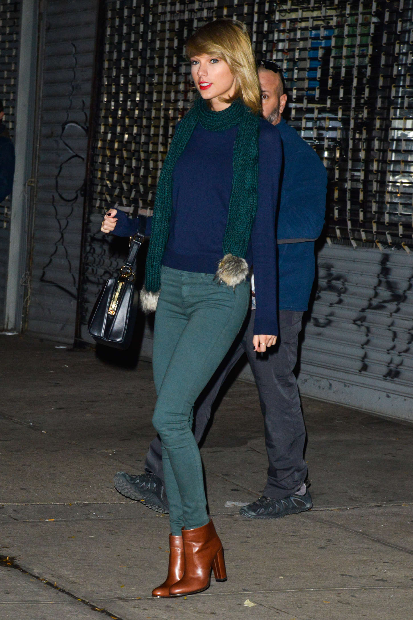 Taylor Swift in Green Tight Jeans -03 | GotCeleb