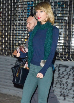 Taylor Swift – Leaving the gym in NYC – GotCeleb