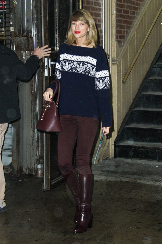 Taylor Swift - Leaving the gym in New York City
