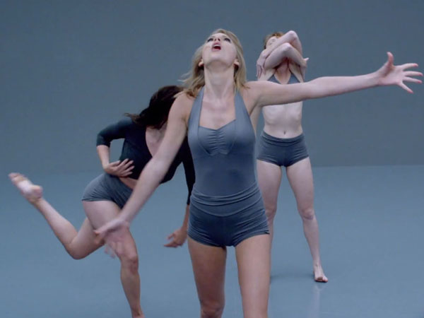 Taylor Swift - "Shake It Off" Music Video. 