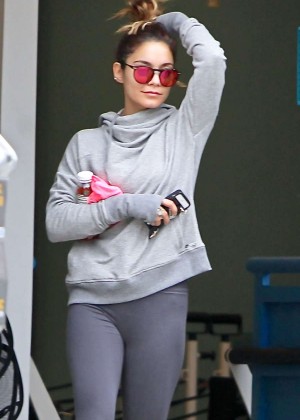 Vanessa Hudgens in Spandex Leaving her pilates class in LA