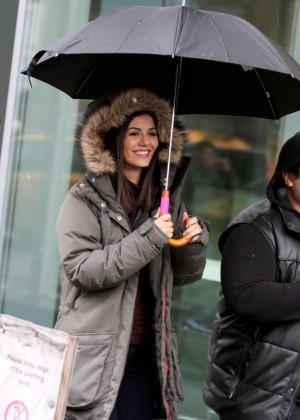 Victoria Justice - Filming 'Eye Candy' in NY