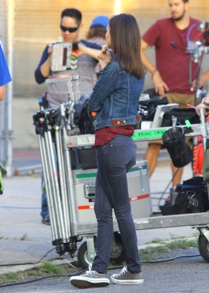 Victoria Justice - Set of "Eye Candy" in NYC