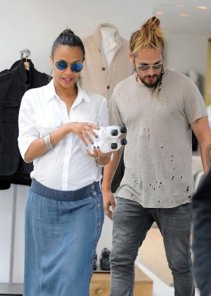 Zoe Saldana Out with her husband Marco Perego in Los Angeles