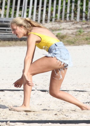 Abby Champion Playing volleyball in Miami Beach