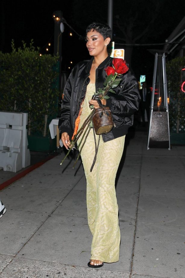 Abby de La Rosa - Leaving Mr Chow in Beverly Hills