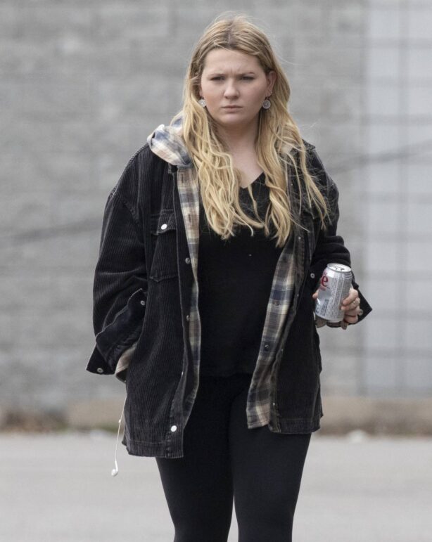 Abigail Breslin - filming the TV series 'Accused' in Toronto