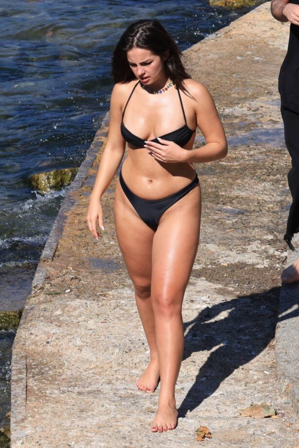Addison Rae - In a bikini with Boyfriend at Lake Como in Italy