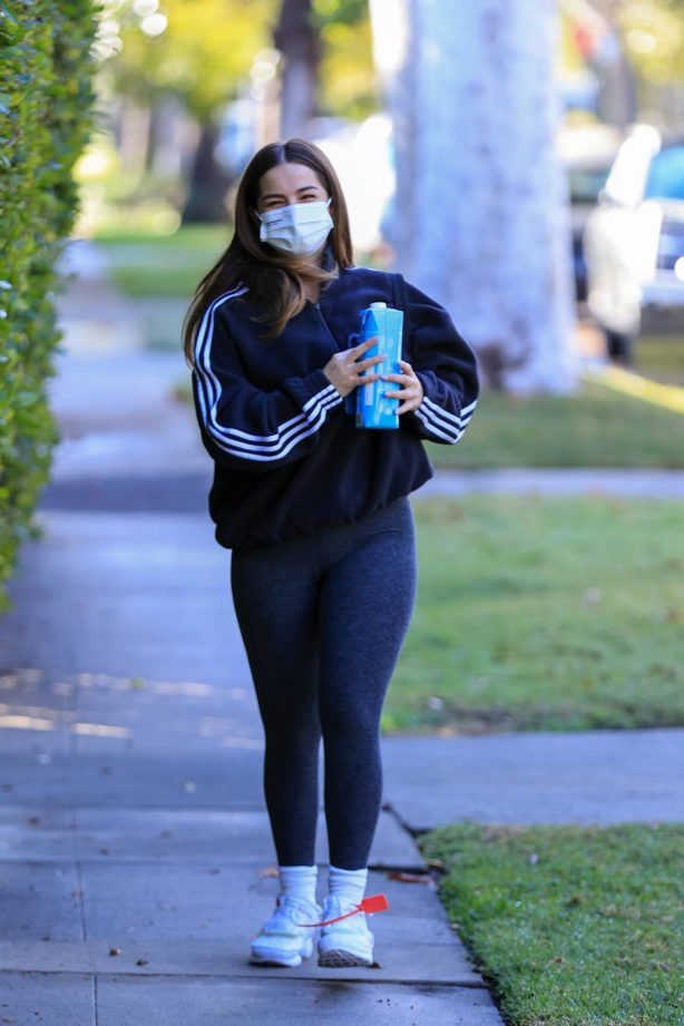 Addison Rae - Seen heading to her workout in Los Angeles