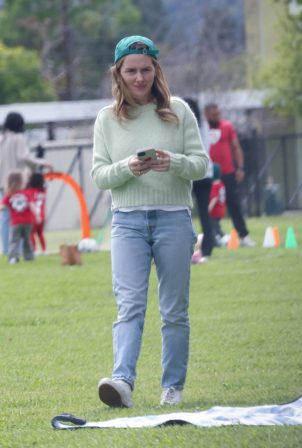 Addison Timlin - Seen while out in Sherman Oaks