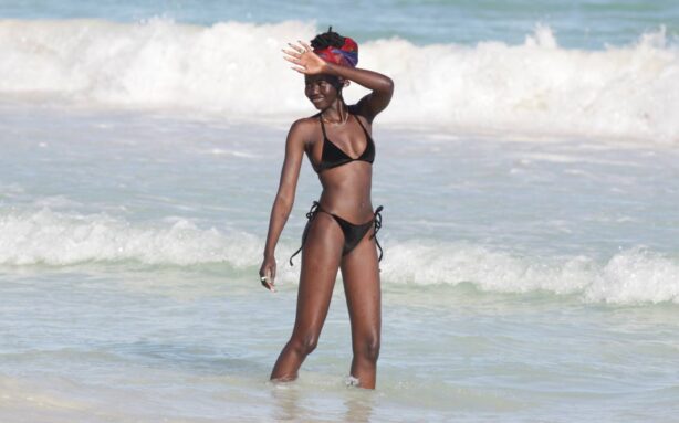 Adut Akech Bior - Spotted in a bikini in Tulum