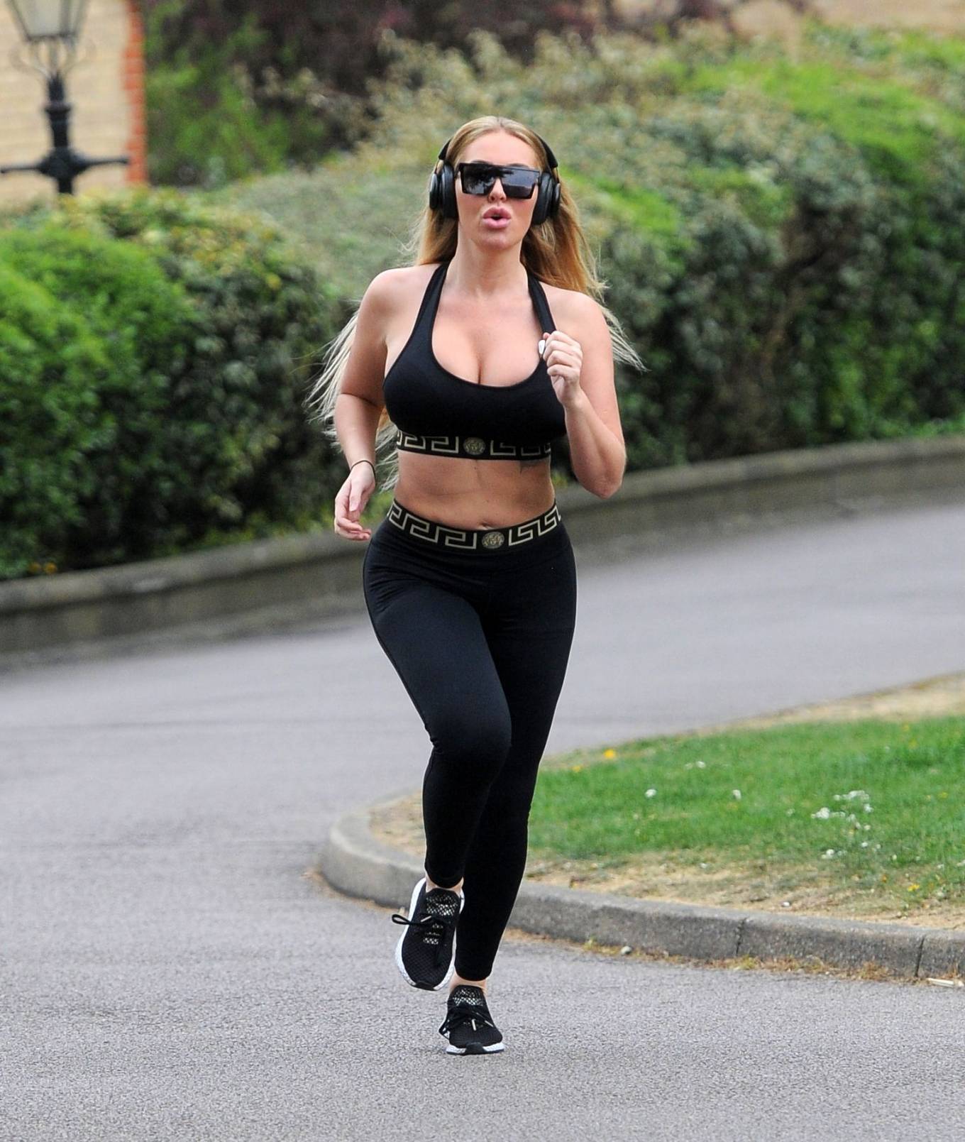 Aisleyne Horgan-Wallace â€“ Jogging candids in London