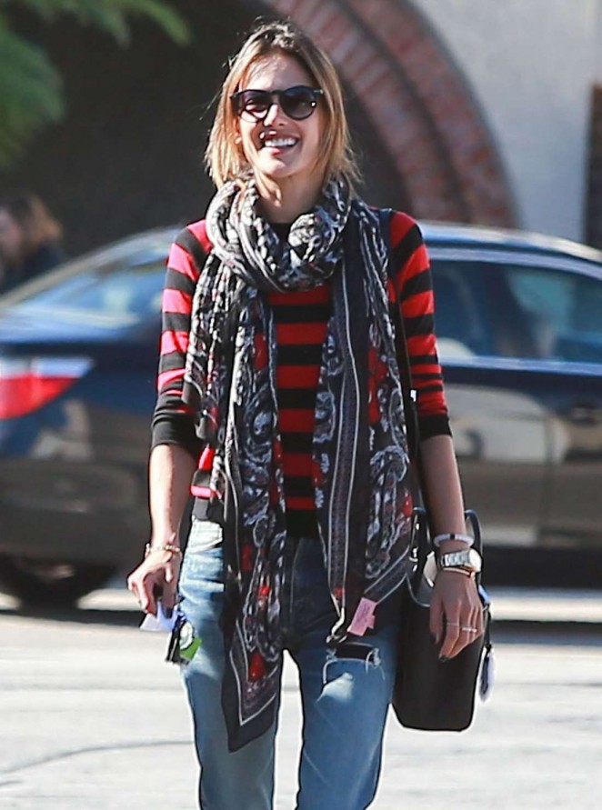 Alessandra Ambrosio at Brentwood Country Mart in Brentwood