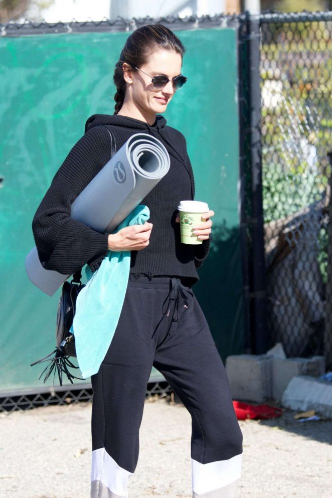 Alessandra Ambrosio in Black Sweatpants Heads for yoga class in LA