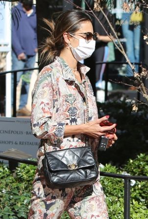 Alessandra Ambrosio - Out for shopping in Pacific Palisades