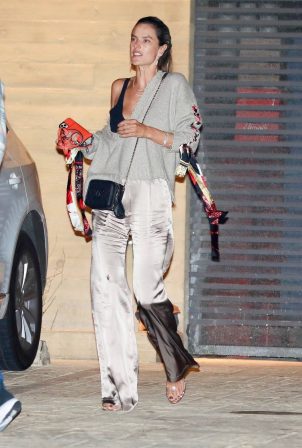 Alessandra Ambrosio - Seen at dinner with friends at Nobu in Malibu