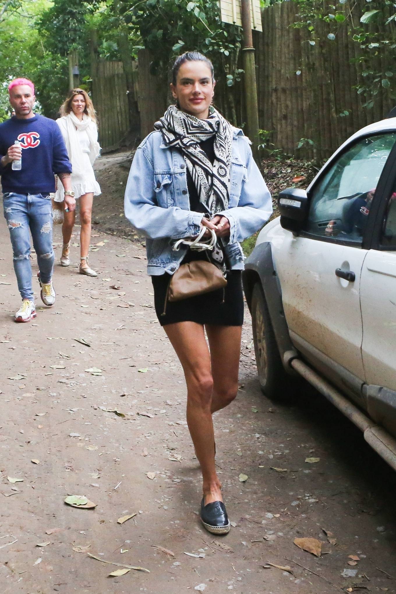 Alessandra Ambrosio - Steps out for a stroll with her friends in Trancoso