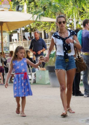Alessandra Ambrosio With Daughter Anhu in France