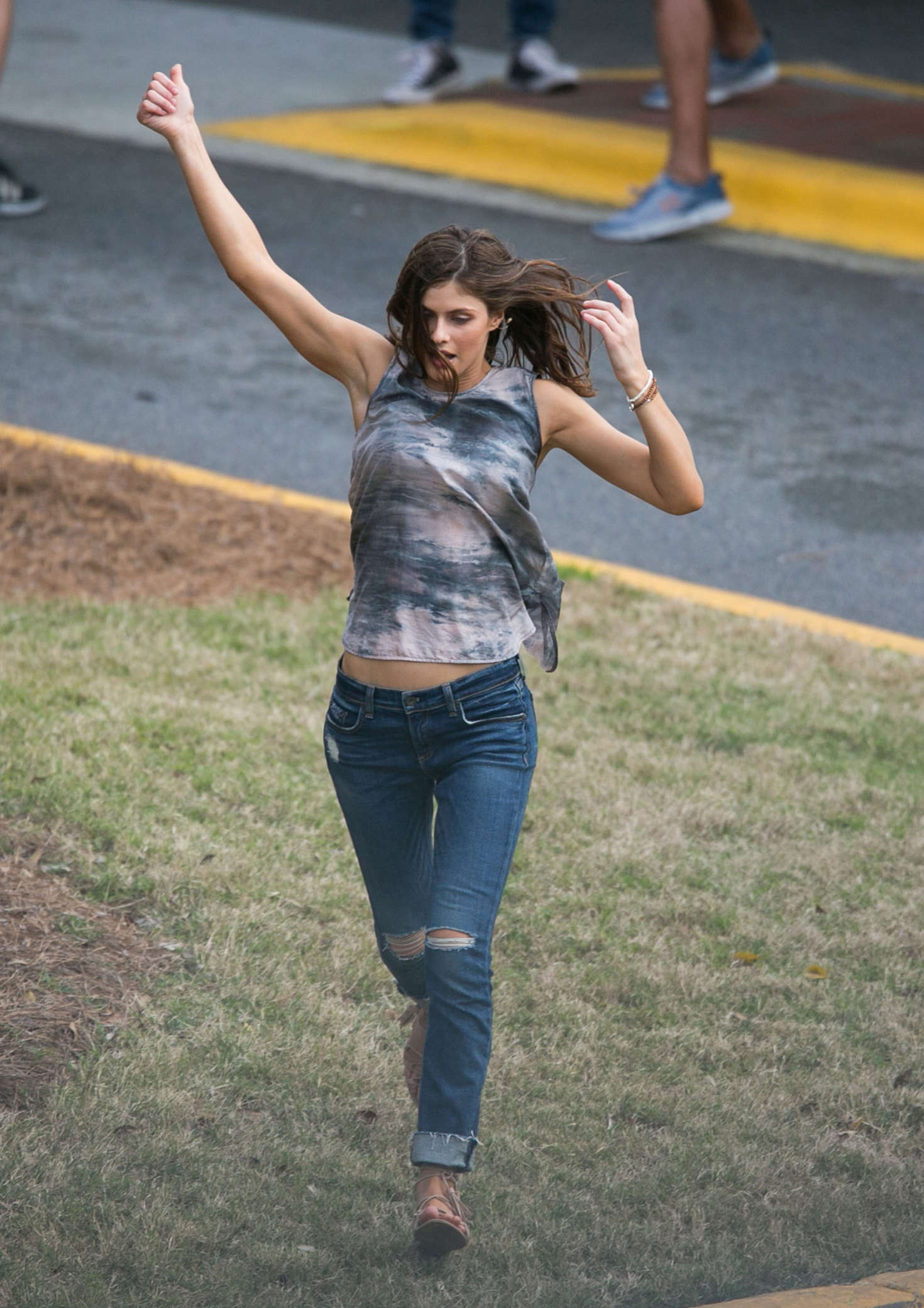 Alexandra Daddario in Jeans on the set of 'Baywatch' in Miami. 