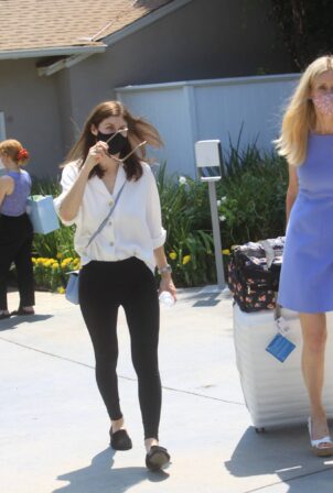 Alexandra Daddario - Seen leaving Jennifer Klien's Day of Indulgence in Brentwood