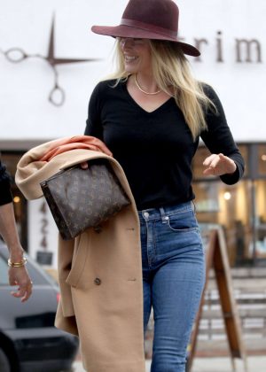 Ali Larter in Jeans out for lunch in Santa Monica