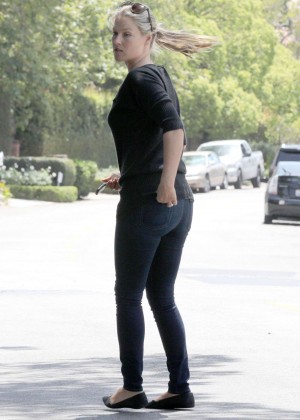 Ali Larter in jeans out in Brentwood