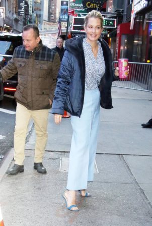 Ali Wentworth - Arriving at Good Morning America in New York