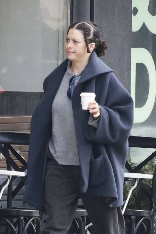 Alia Shawkat - Spotted in chic oversized coat in Los Feliz