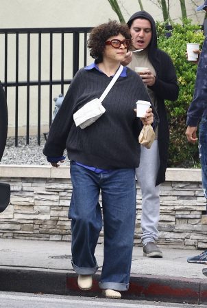Alia Shawkat - Steps out for a morning cup of coffee in Los Feliz