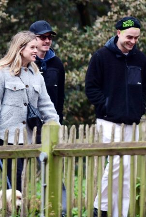 Alice Eve - Out with her brothers in London's Notting Hill Park