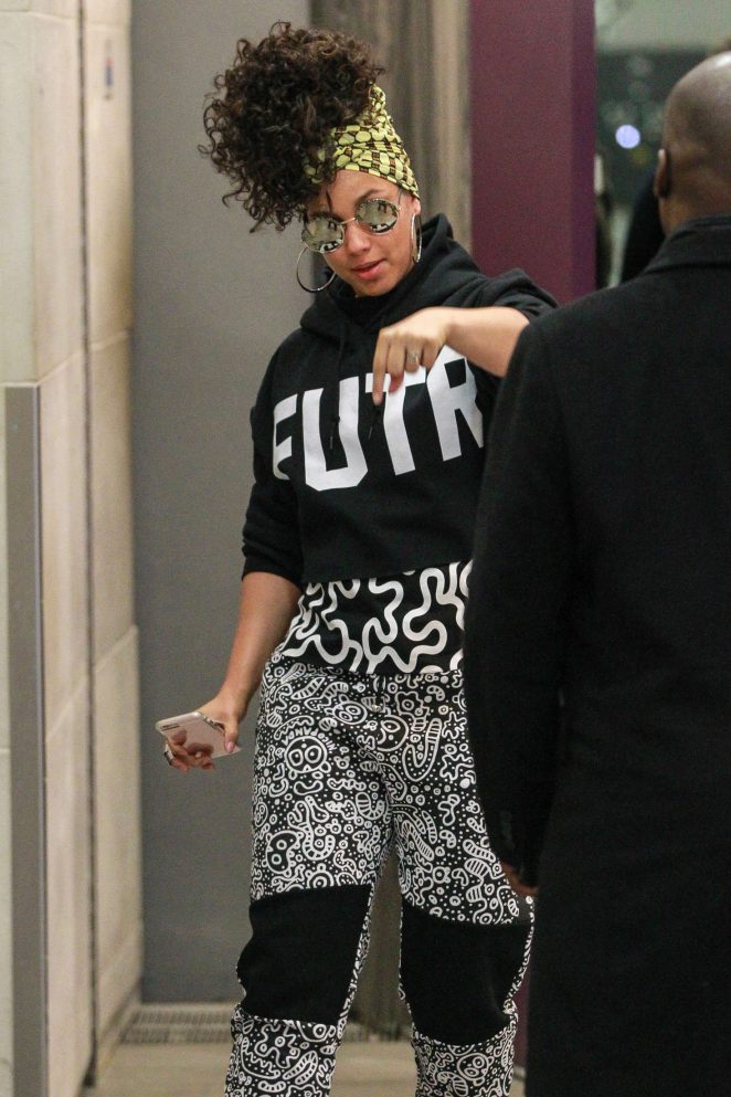 Alicia Keys - Arriving at the BBC Radio One studios in London